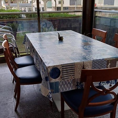 Apartamento En 1ª Linea De Mar En Салоу Экстерьер фото